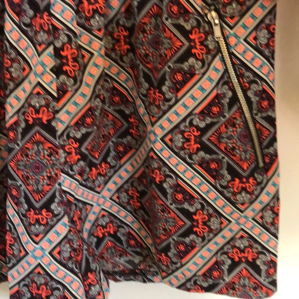 Multi-color romper - Picture 3 of 5